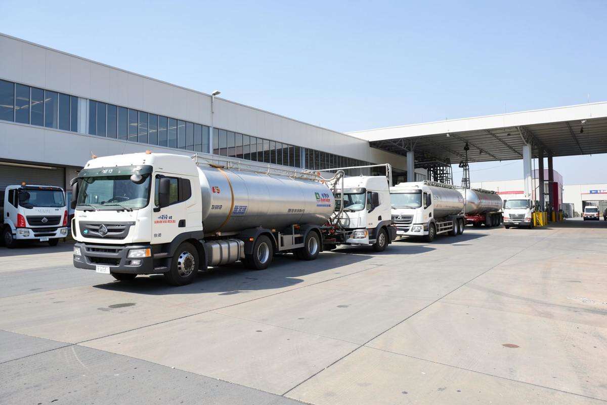 Fuel tankers loading at a depot